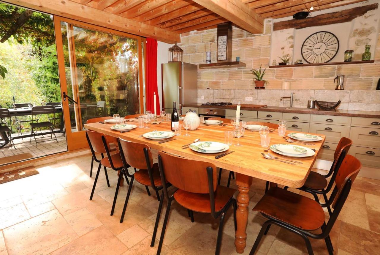 Aporia Holiday home *