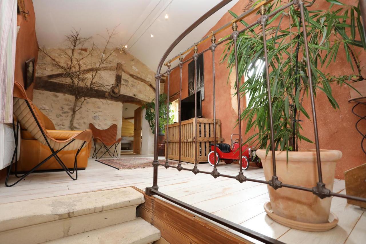 Aporia Holiday home
